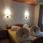 Haus Goldeck * Lermoos