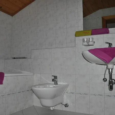 Haus Goldeck * Lermoos