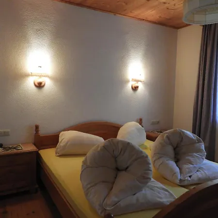 Haus Goldeck * Lermoos