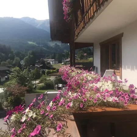 Haus Goldeck Apartament