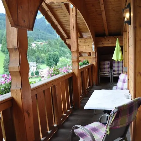 Haus Goldeck * Lermoos