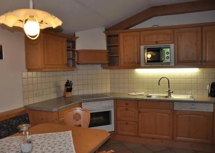 Apartment Haus Goldeck Lermoos