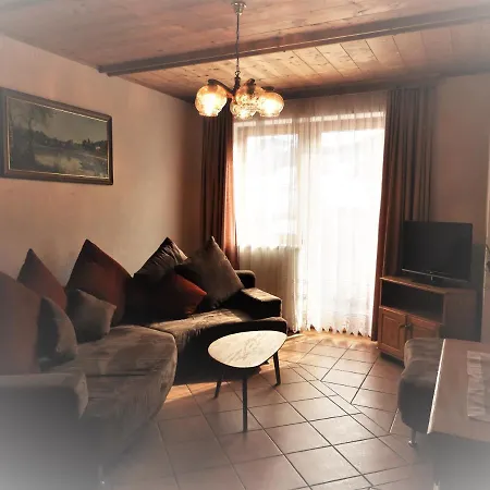 Haus Goldeck Apartament *